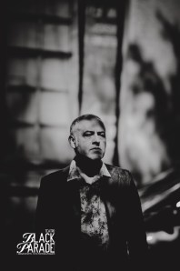 A Singer Must Die_2014