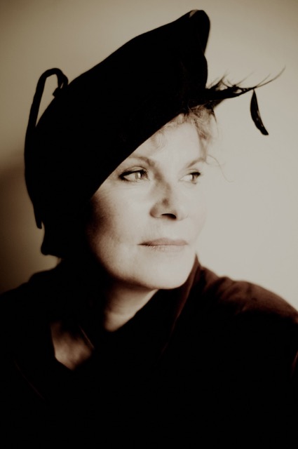 Emmanuelle_Parrenin2_C_Philippe_Lebruman